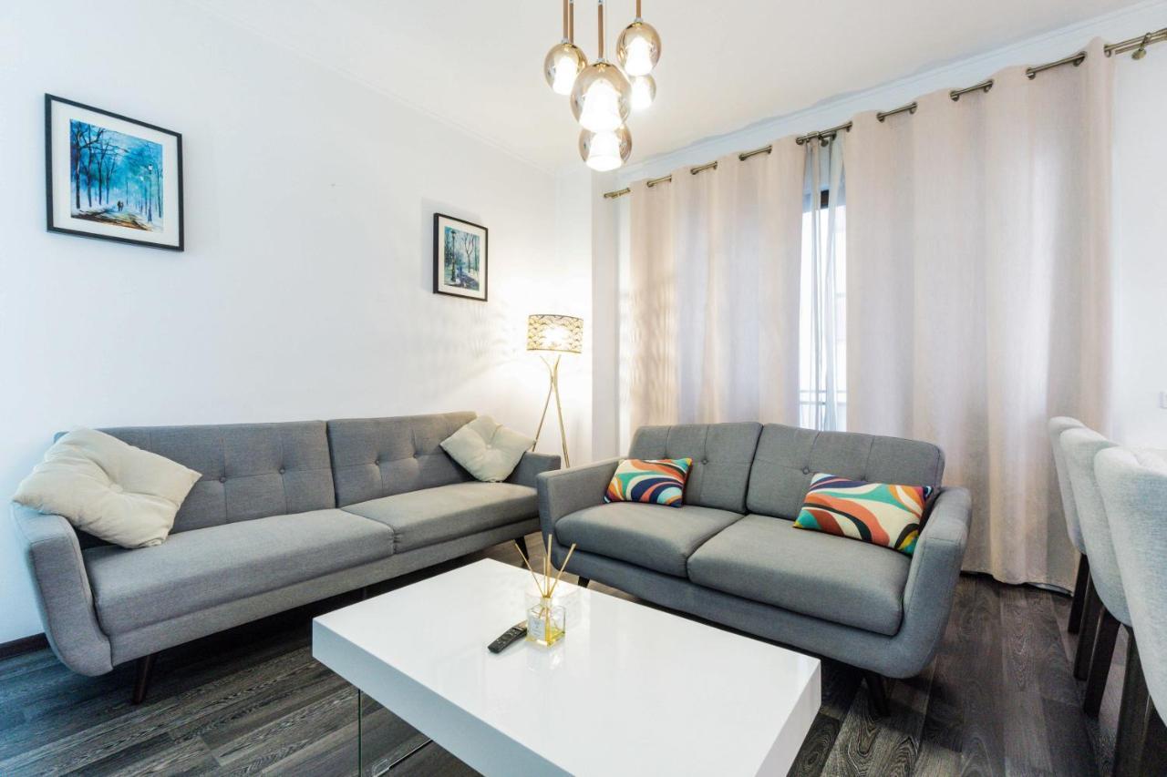 Luxury Baneasa Apartment บูคาเรสต์ ภายนอก รูปภาพ