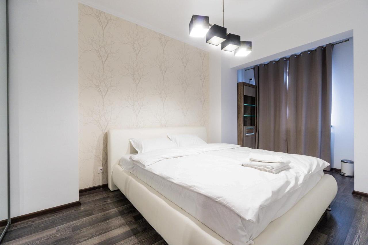 Luxury Baneasa Apartment บูคาเรสต์ ภายนอก รูปภาพ