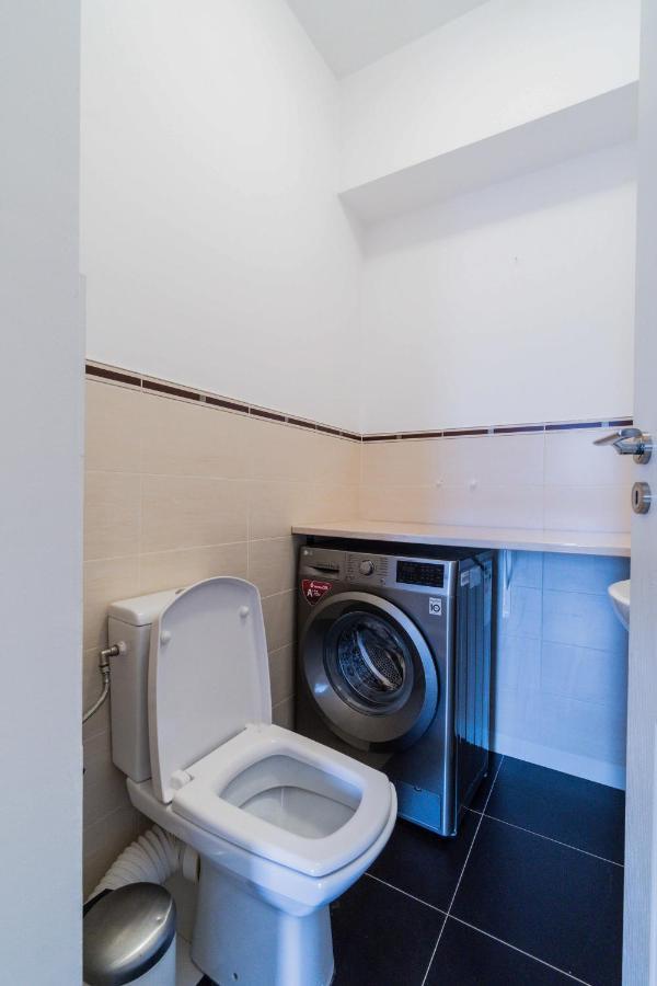 Luxury Baneasa Apartment บูคาเรสต์ ภายนอก รูปภาพ