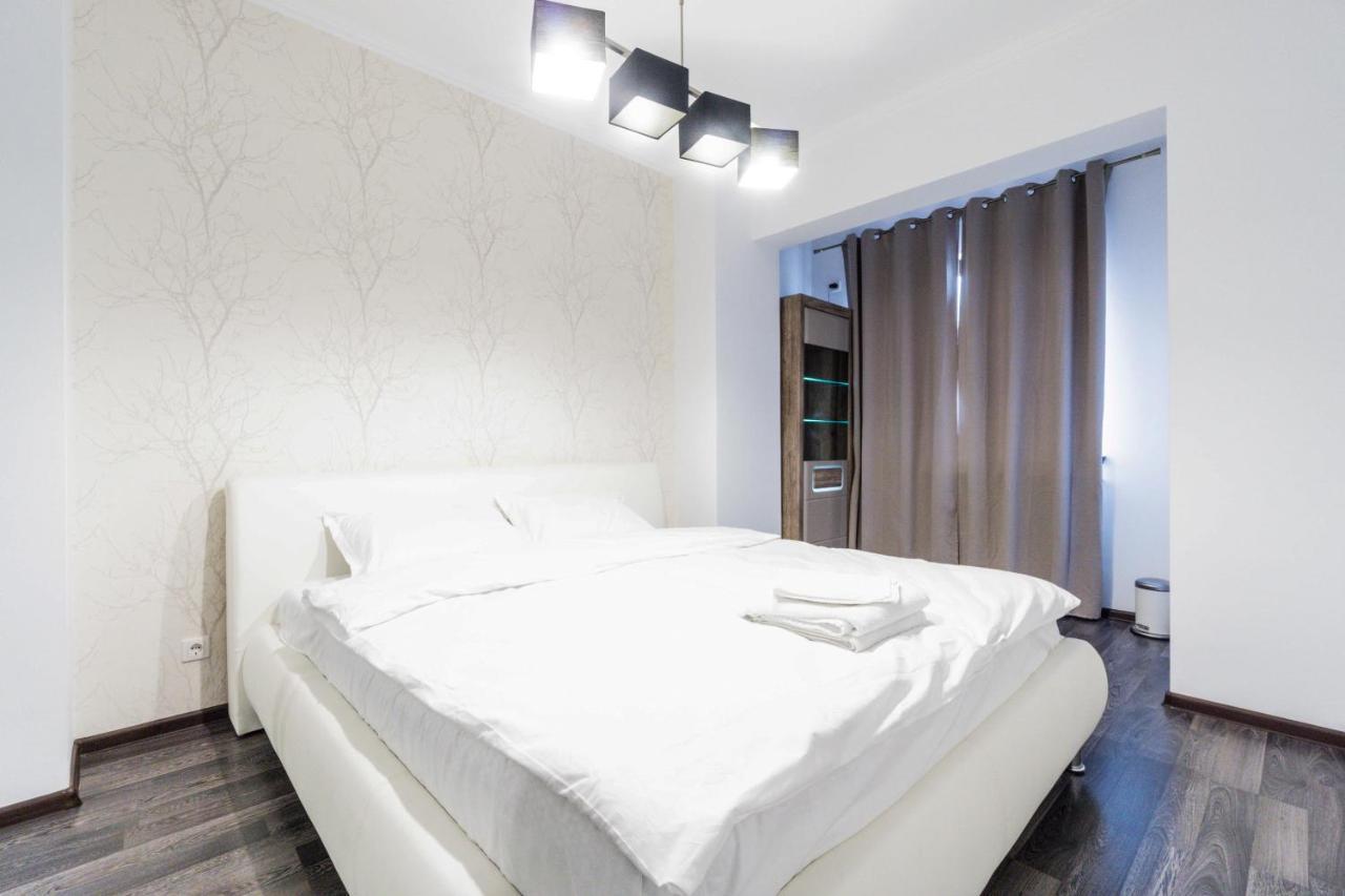 Luxury Baneasa Apartment บูคาเรสต์ ภายนอก รูปภาพ