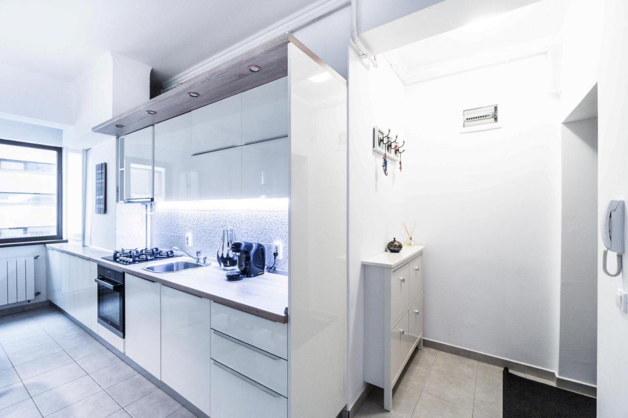 Luxury Baneasa Apartment บูคาเรสต์ ภายนอก รูปภาพ